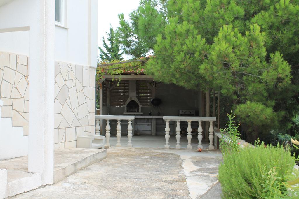 Villa Ivona Rogoznica  Extérieur photo